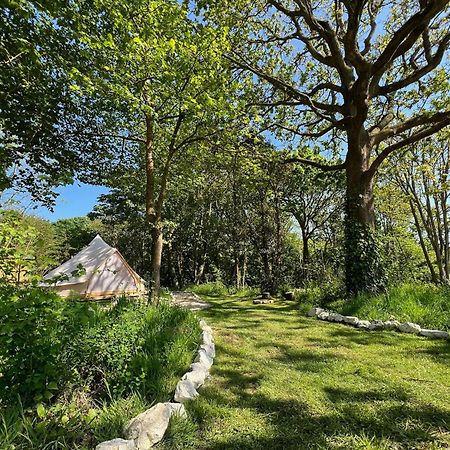 Glamping At Camp Corve Hotel Chale Exterior photo