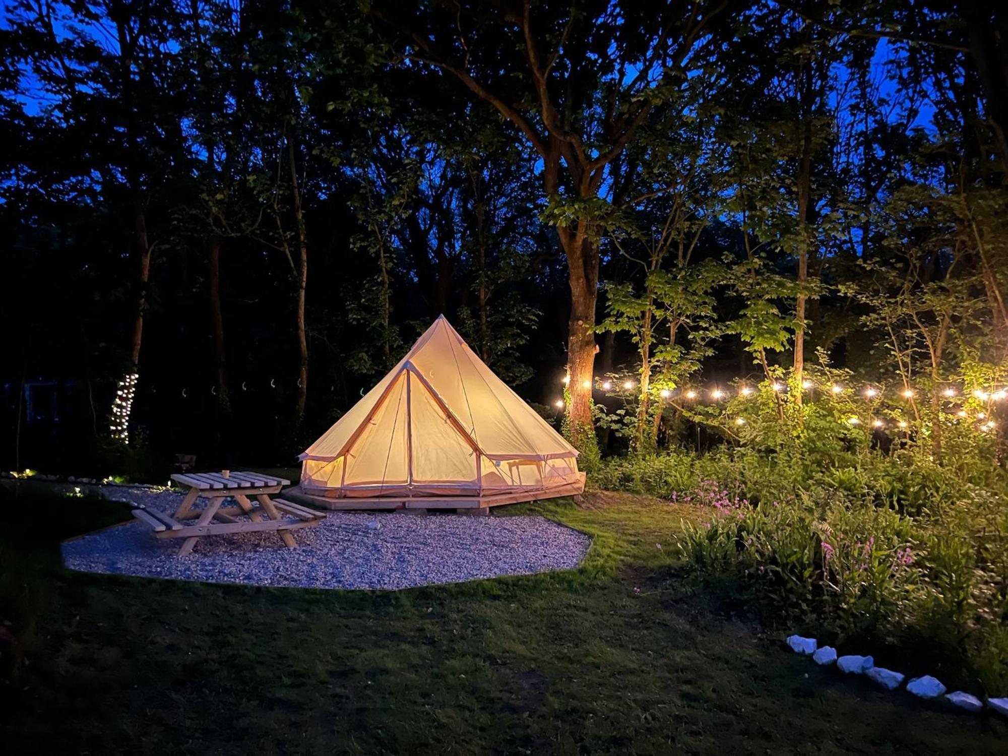 Glamping At Camp Corve Hotel Chale Exterior photo